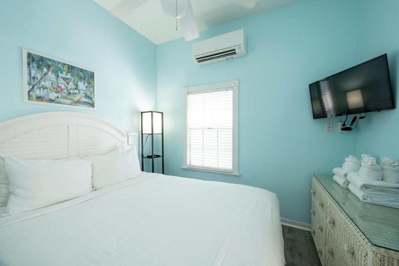 Crawl To Duval W/ Hot Tub Villa Key West Exterior photo